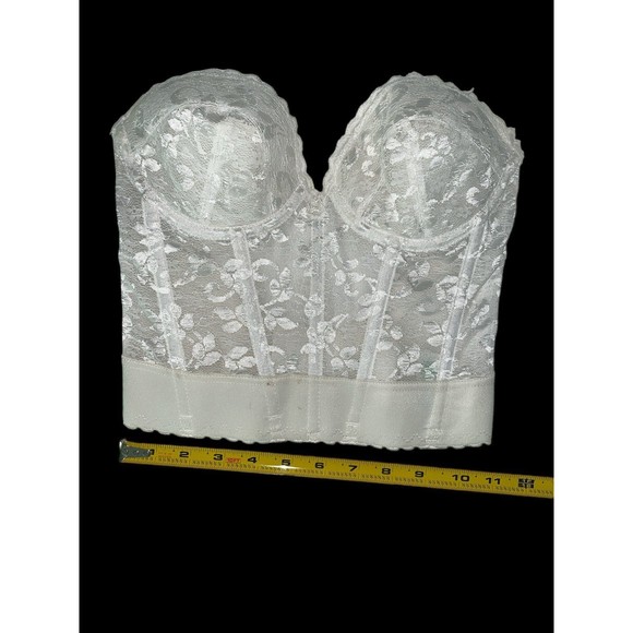 Vintage Carnival White Lace Bustier with Boning Size 32C - Picture 6 of 9